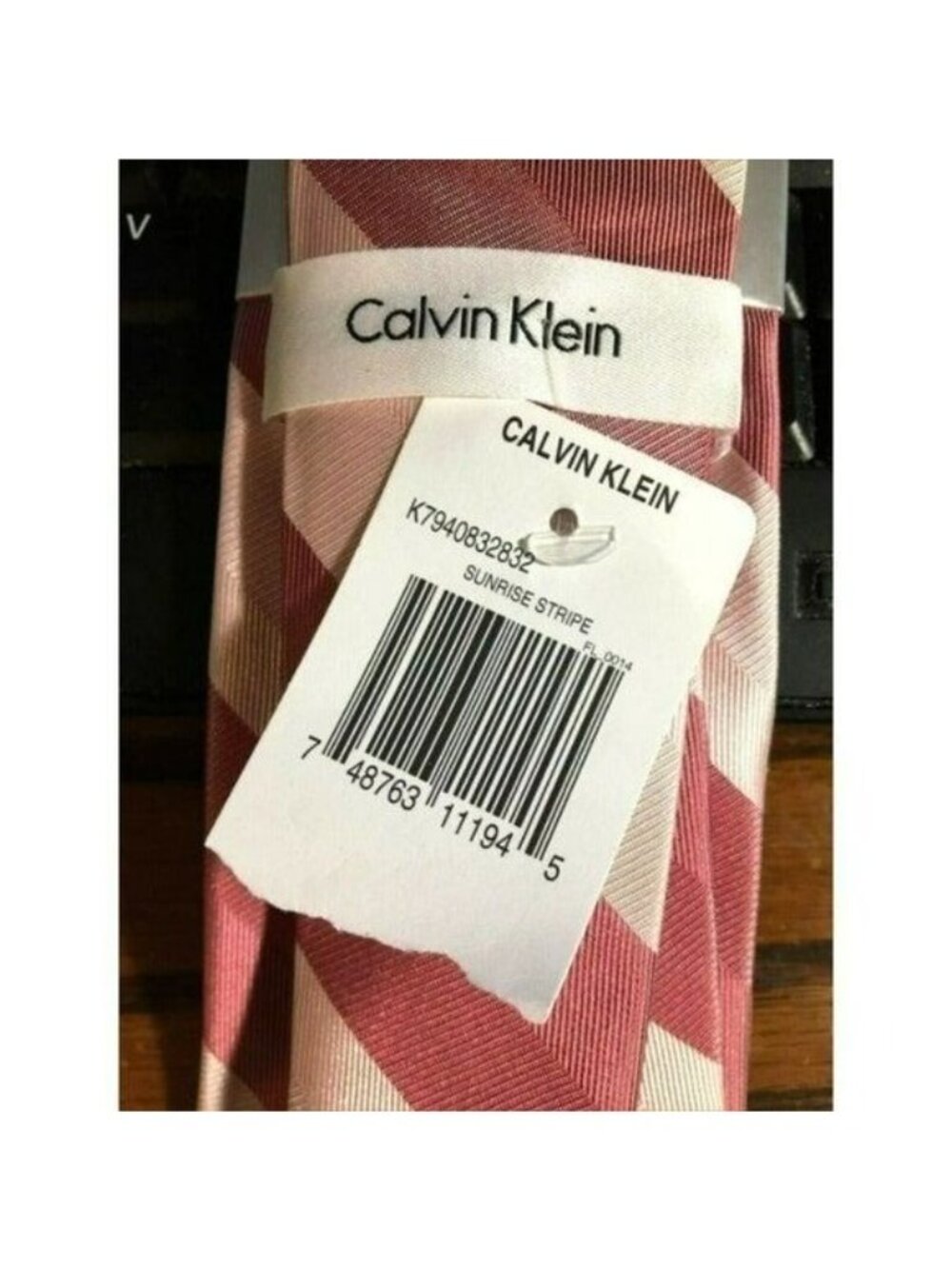 Mens Calvin Klein Sunrise Stripe 100% Silk Dress Neck Tie 1 Size NWT - Picture 6 of 11